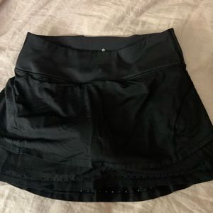 Athleta tennis laser patterned skirt size S